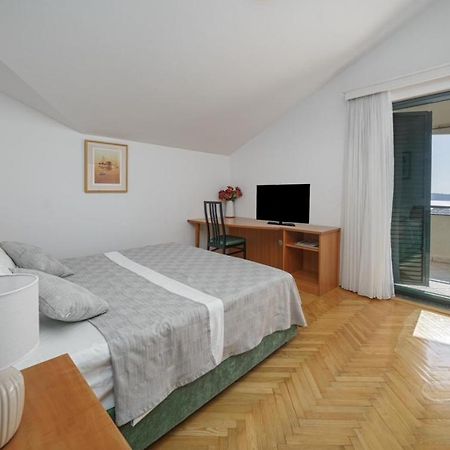 Villa David Vodice Exteriör bild