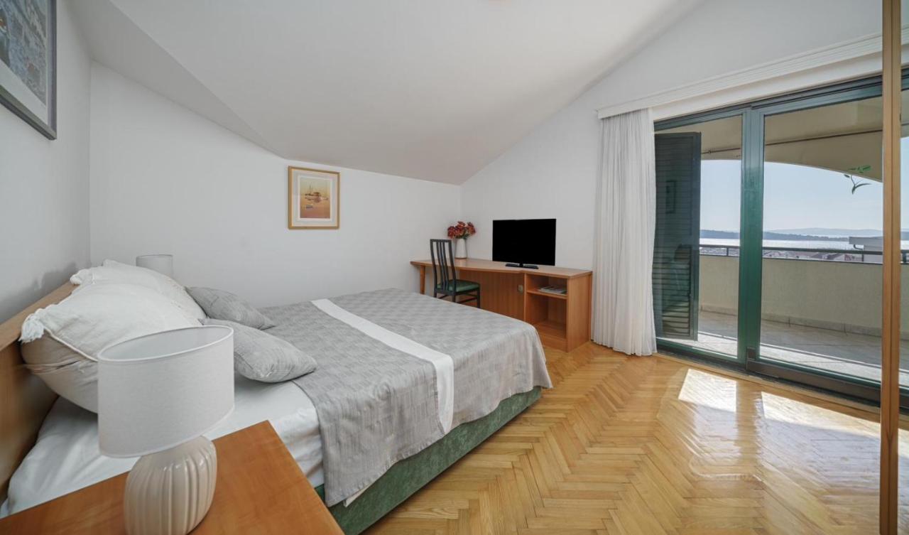 Villa David Vodice Exteriör bild