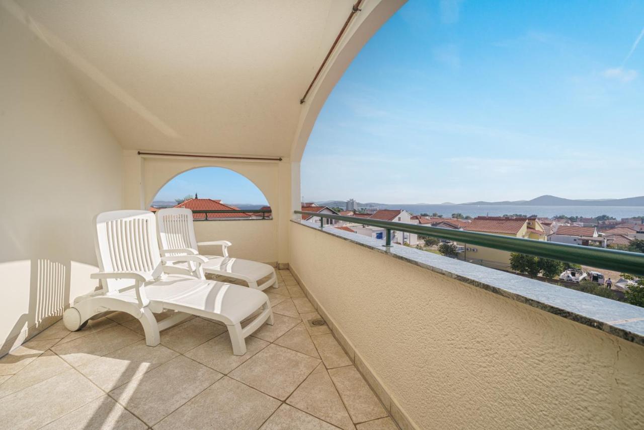 Villa David Vodice Exteriör bild