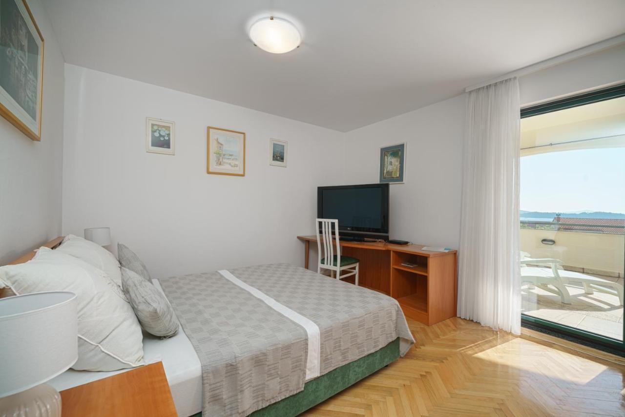 Villa David Vodice Exteriör bild