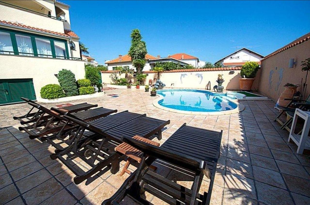Villa David Vodice Exteriör bild