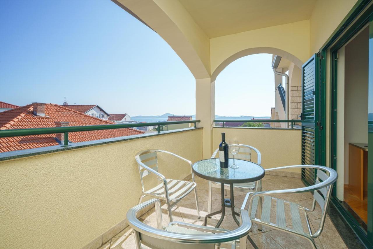 Villa David Vodice Exteriör bild